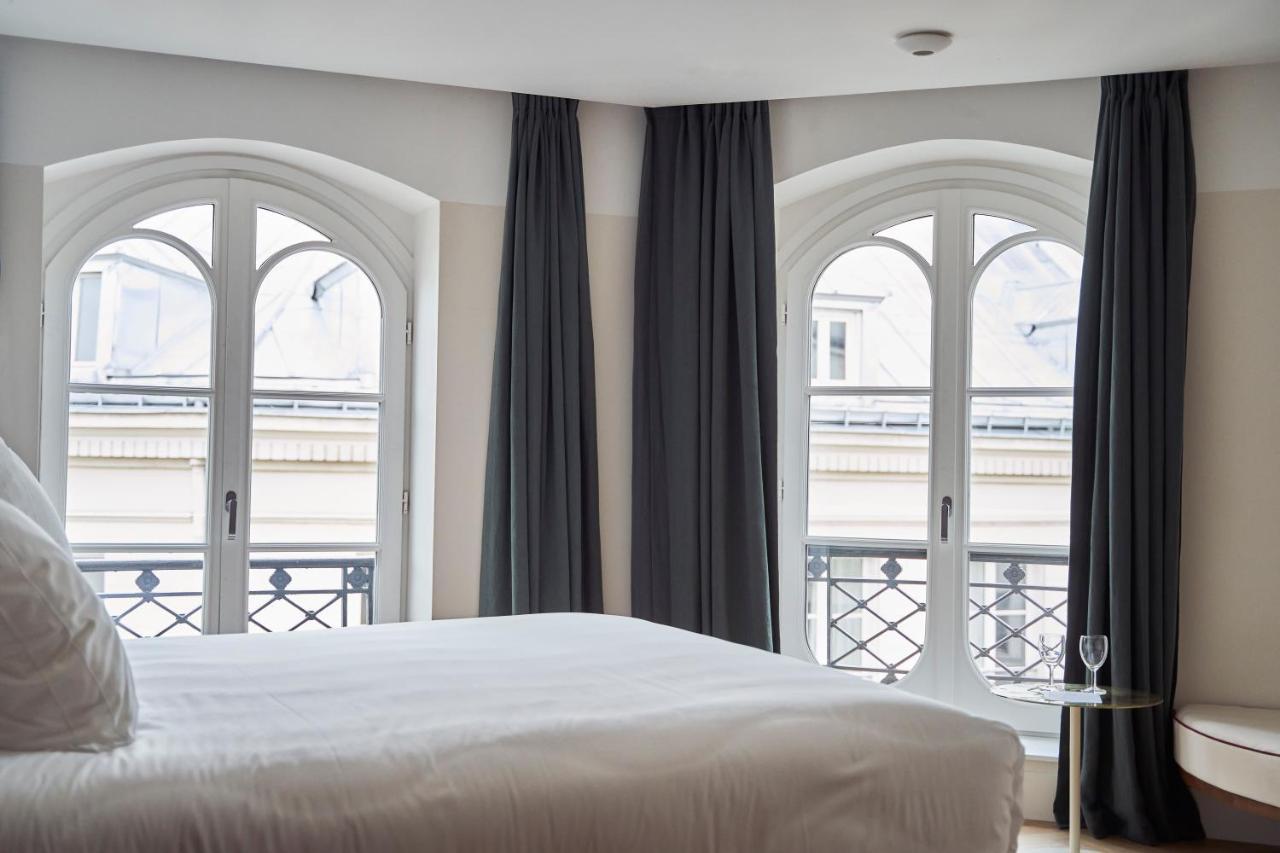 Doppelzimmer Superior mit französischem Fenster